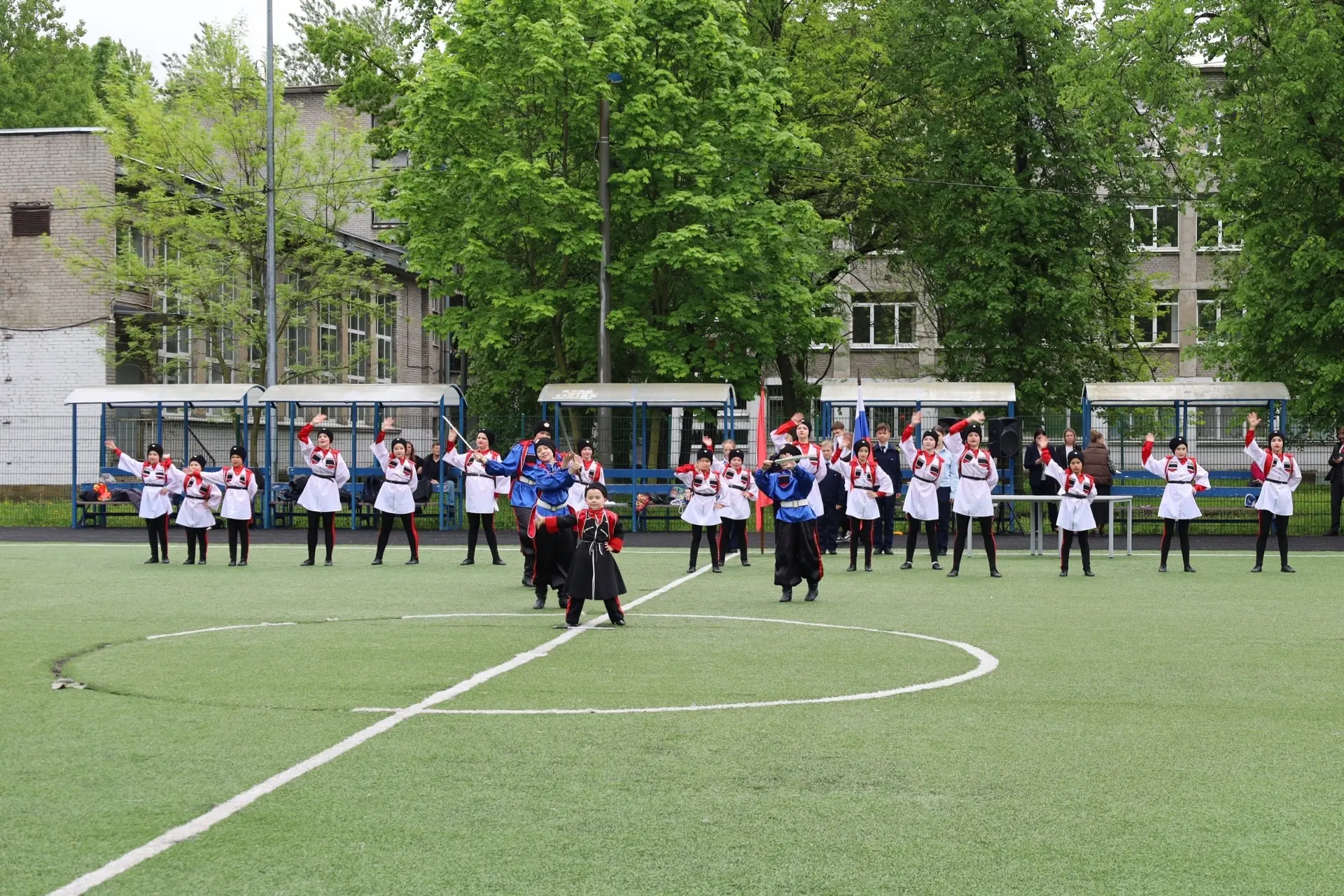 🏆 ТРИУМФ 🏆  Учебный год завершился на высокой ноте!   В торжественной обстановке состоялись линейки 