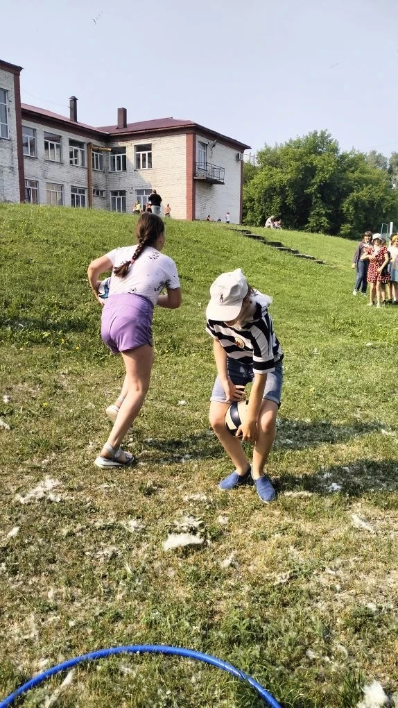 В 5‑м отряде сегодня царила настоящая футбольная атмосфера — прошли весёлые старты с мячом под назва