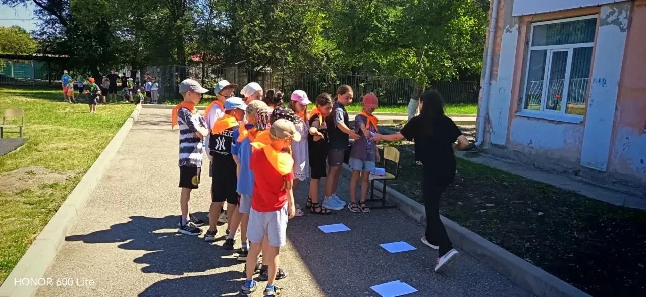 🏃‍♂️ Веселые старты🏅

2 июля наш 2 поток лагеря наполнился смехом и радостью на замечательном собы