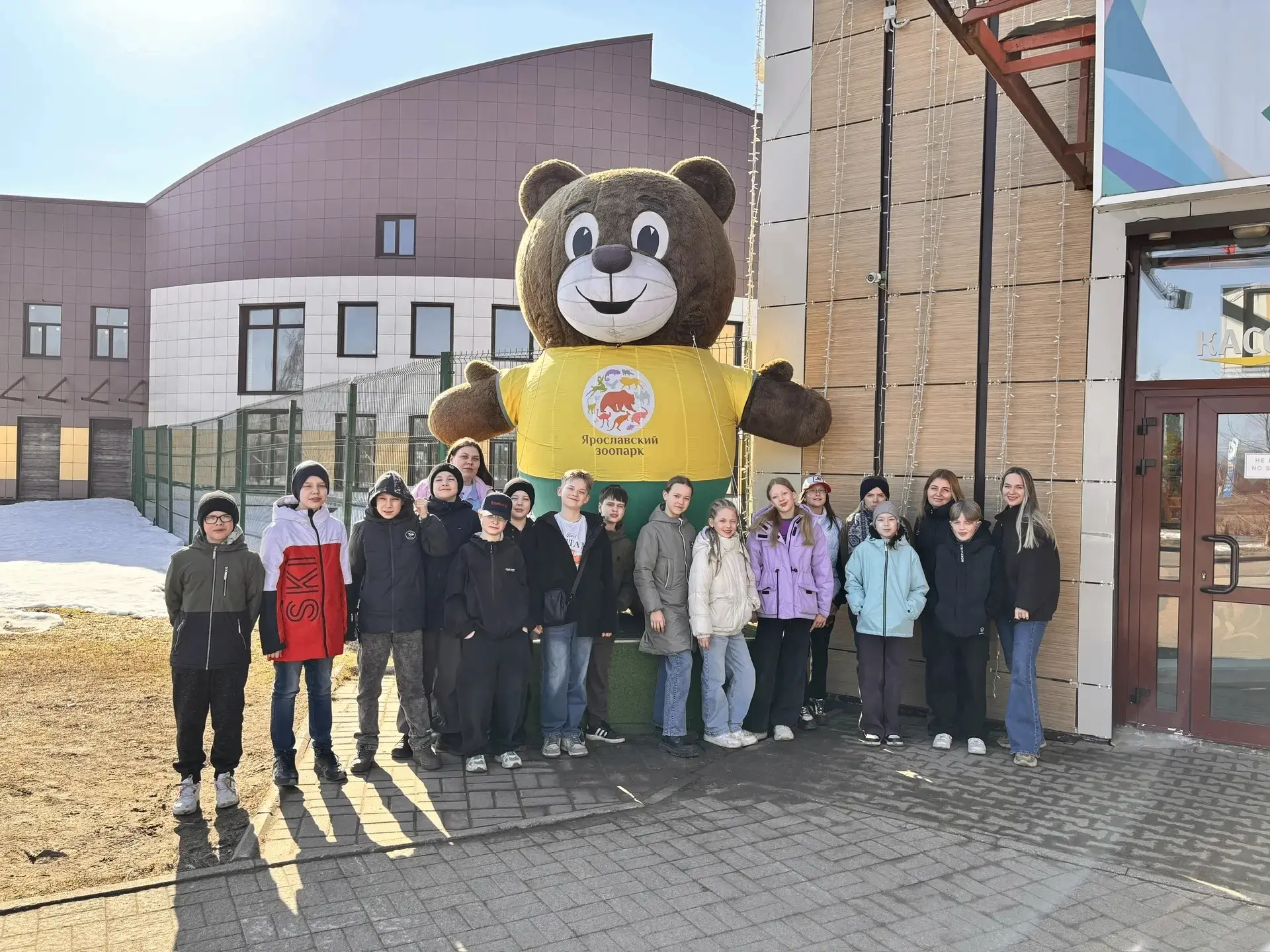 🦁Живая природа рядом: 5 Г в Ярославском зоопарке  Продолжая путешествие, 5 Г класс отправился в Ярос