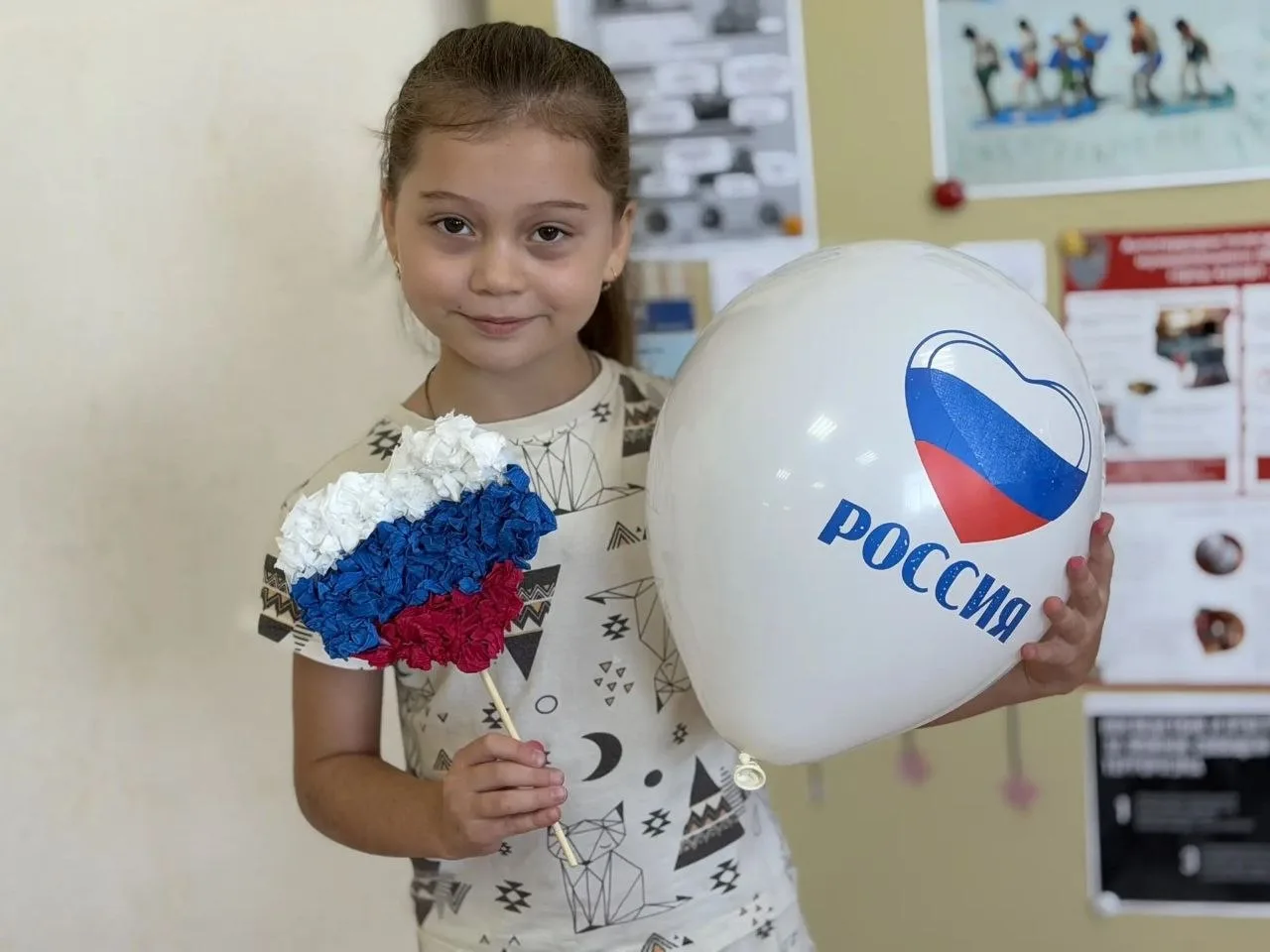 ❤ Мастер-класс «Сердечки в цветах триколора»: творим к Дню флага ❤