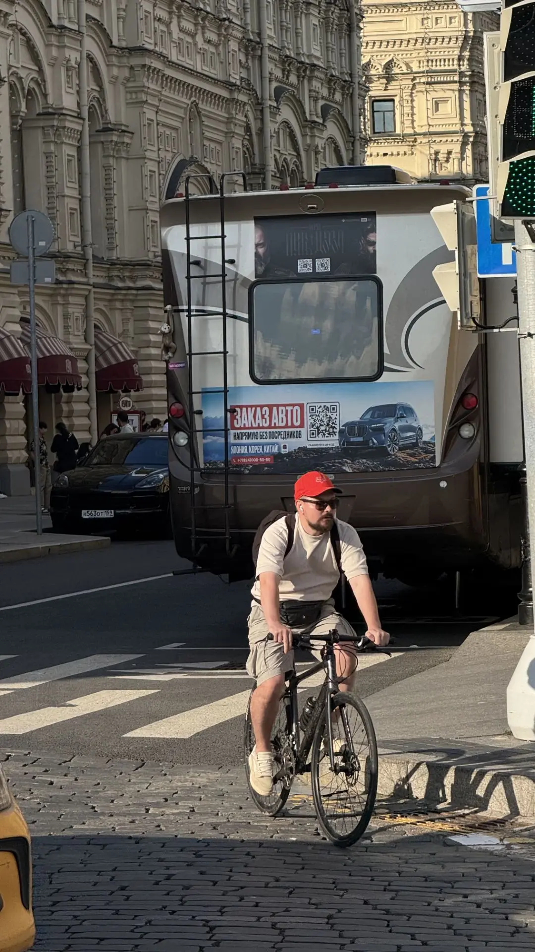 Друзья! Помните мы рассказывали про ребят, которые едут из Москвы в Дубай? 
Мы получили от них класс