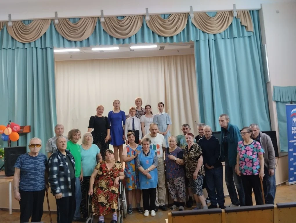 12 июня - День России. В этот день мы чествуем нашу Родину – страну с уникальным наслед...