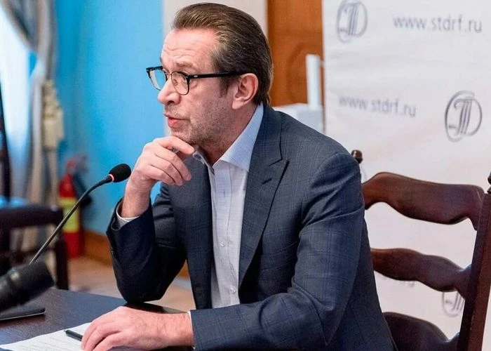 Владимир Машков предложил распространить на выдающиеся произведения литературы режим ох...