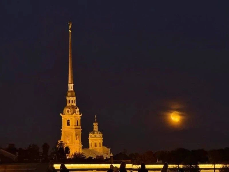 🧡 Доброй ночи, Петербург!
