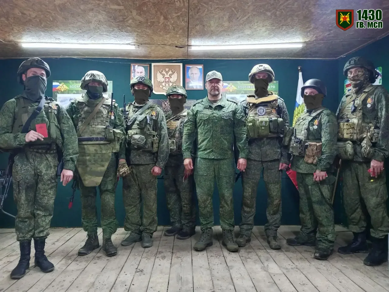 Бойцам 2 батальона 1430 гвардейского полка вручили награды за отличия в СВО

Командование 1430 гвард