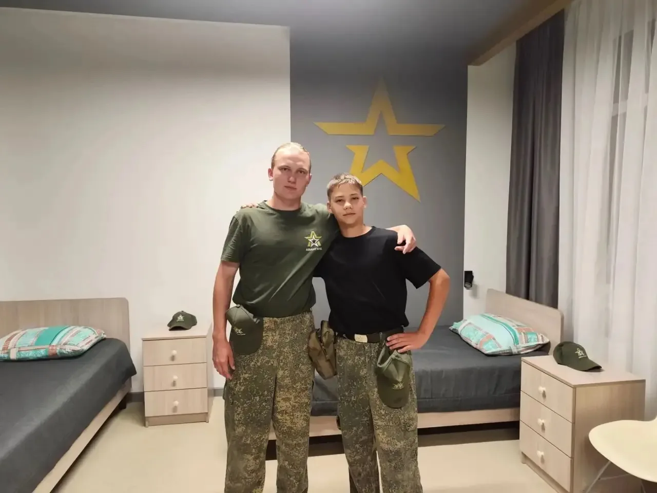 Ученик 8 "А" класса Троценко Родион, юнармеец отряда "Дивизион", стал участником третье...