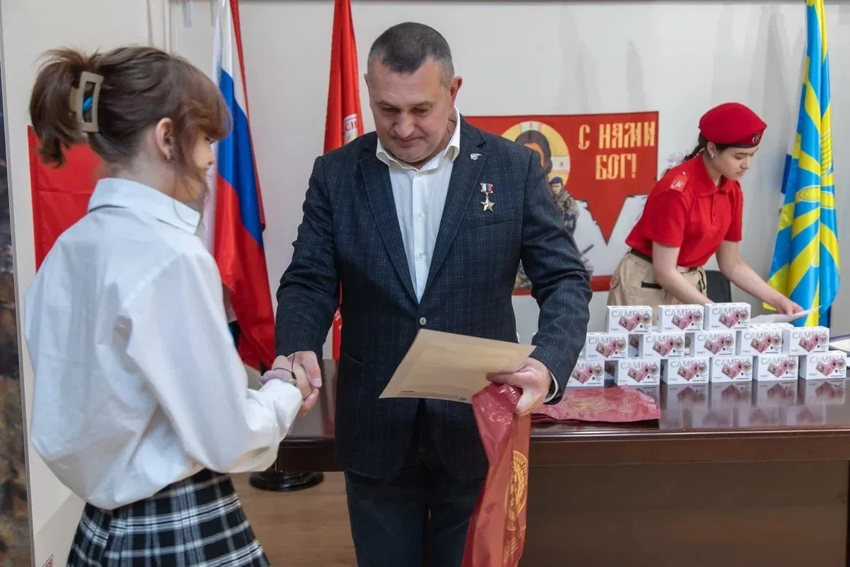 Новости Юнармии 📰  🏆 Юнармейцы отряда им. А. И. Ращупкина стали победителями конкурса эссе «Воспитат