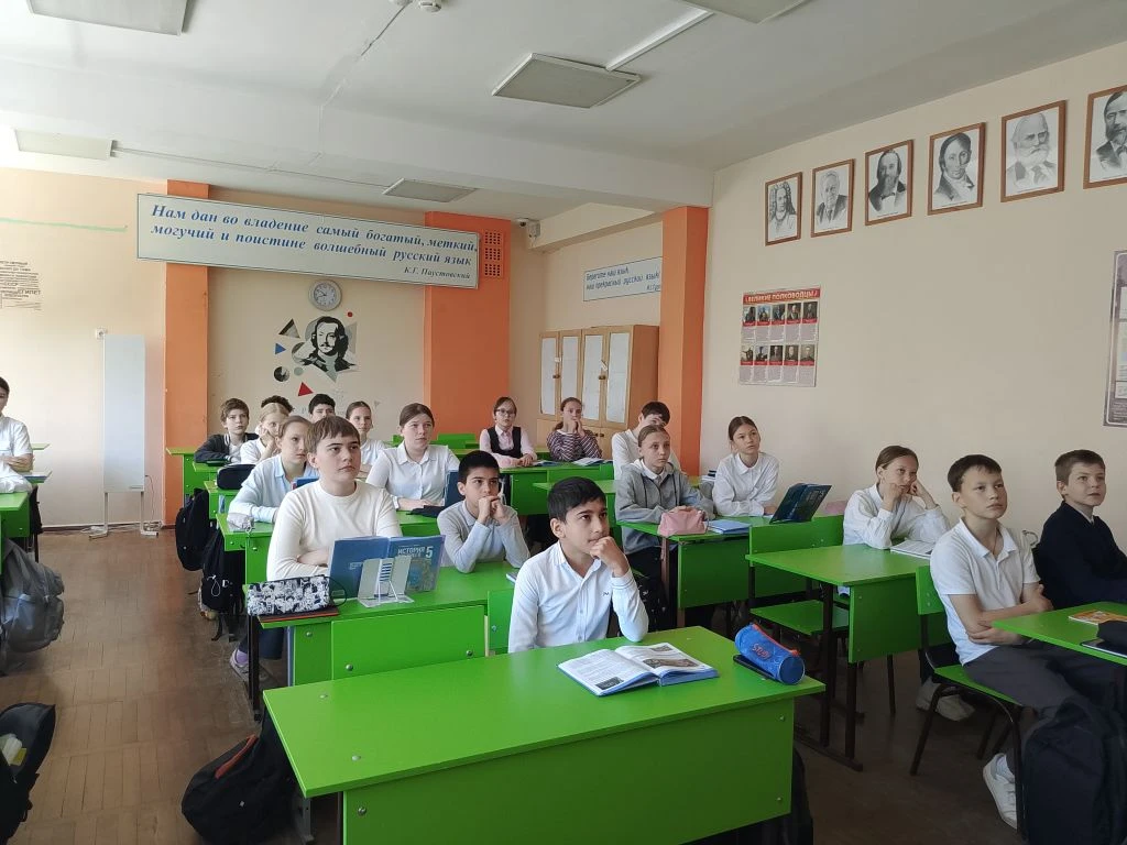 ⚠️ Важная беседа о безопасности и ответственности в 5-х классах!  Сегодня в нашей школе, МБОУ СОШ № 