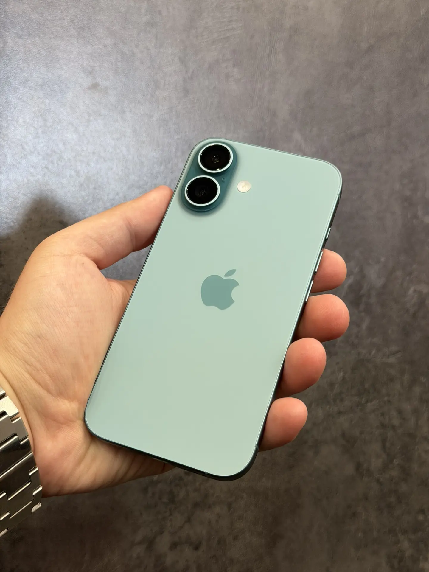 📱 iPhone 16, Teal💚

Память: 128GB 

Аккумулятор: 97%🔋 

Цена: 46.990 > 41.990 рублей 

📱@iDevice