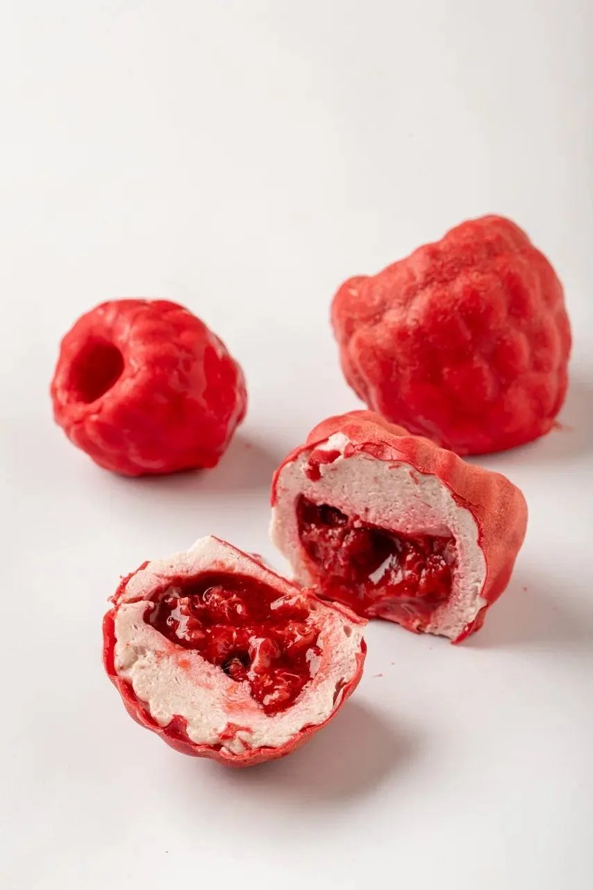 А я продолжаю готовить корпусные пирожные😋 Скоро набор будет полным и открою продажи 🎉