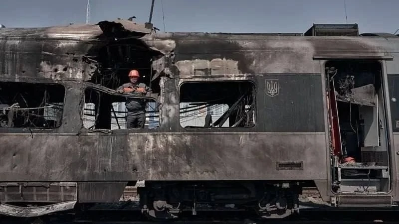 💥Из-за усиления атак ВС РФ поезда временно не будут ходить до Сум, — украинские СМИ