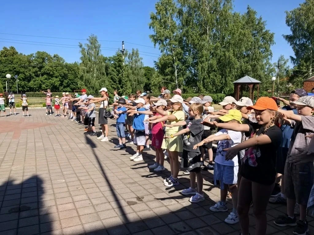 🔅Сегодня в нашем лагере насыщенный и познавательный день, который посвящён великому русскому поэту 