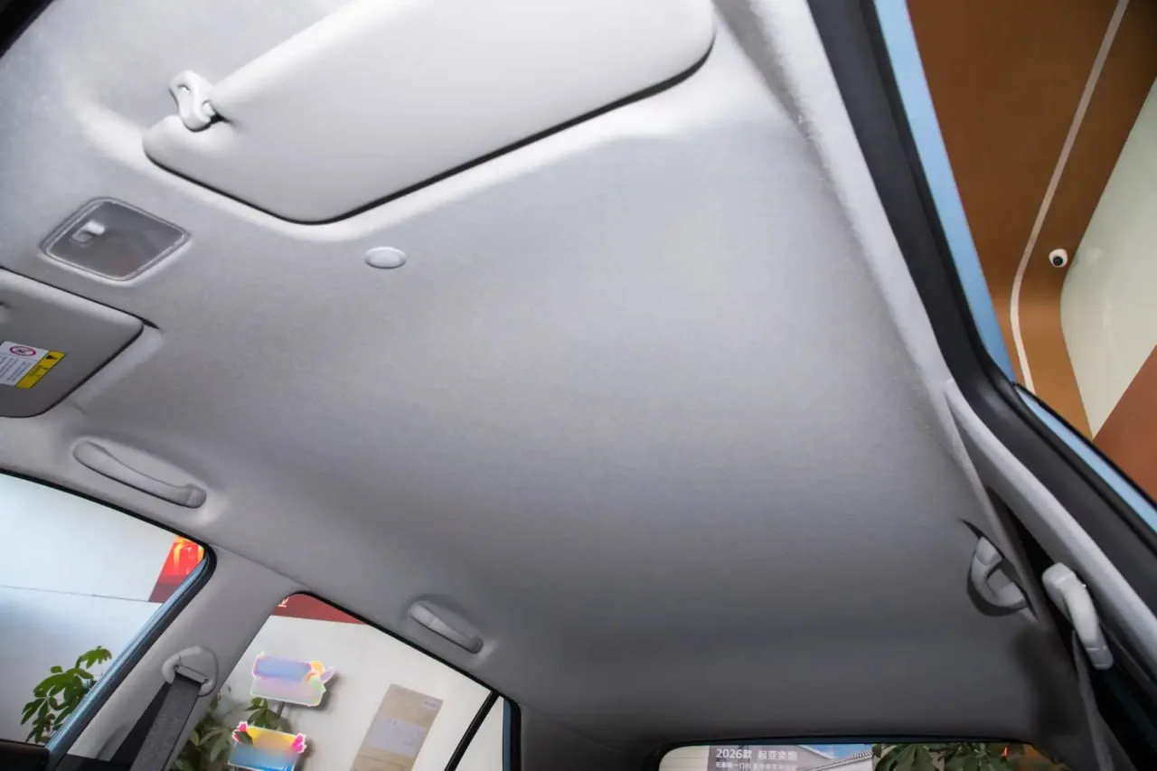 🚘 Новый Kia KX1 (Stonic) из Китая — ваш идеальный городской кроссовер!  Год выпуска: 2025. Двигатель