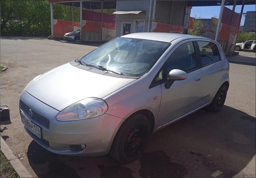 Fiat grande punto. 2007г.2 хозяина. Полностью технически обслужена . Все документы по о...