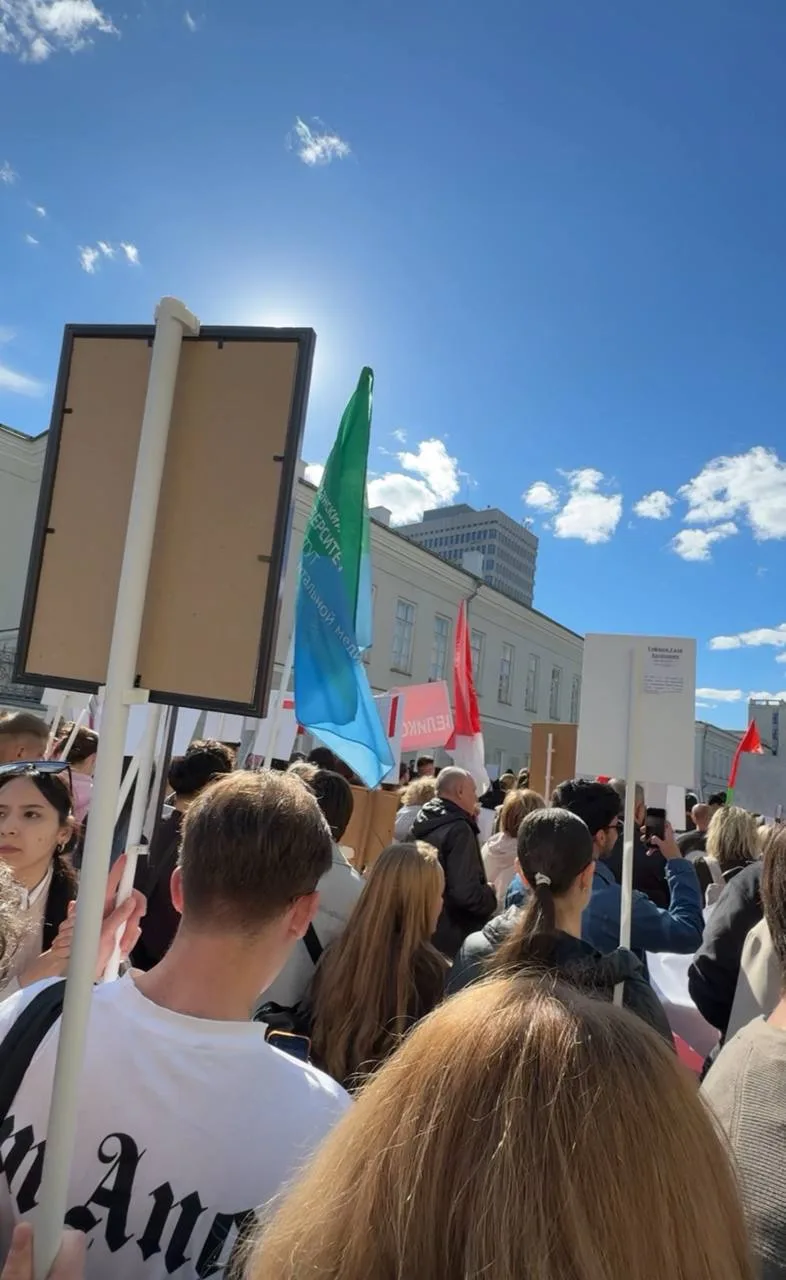 🕊️ Сегодня студенты, преподаватели, сотрудники ИФМиБ и их семьи приняли участие в акци...