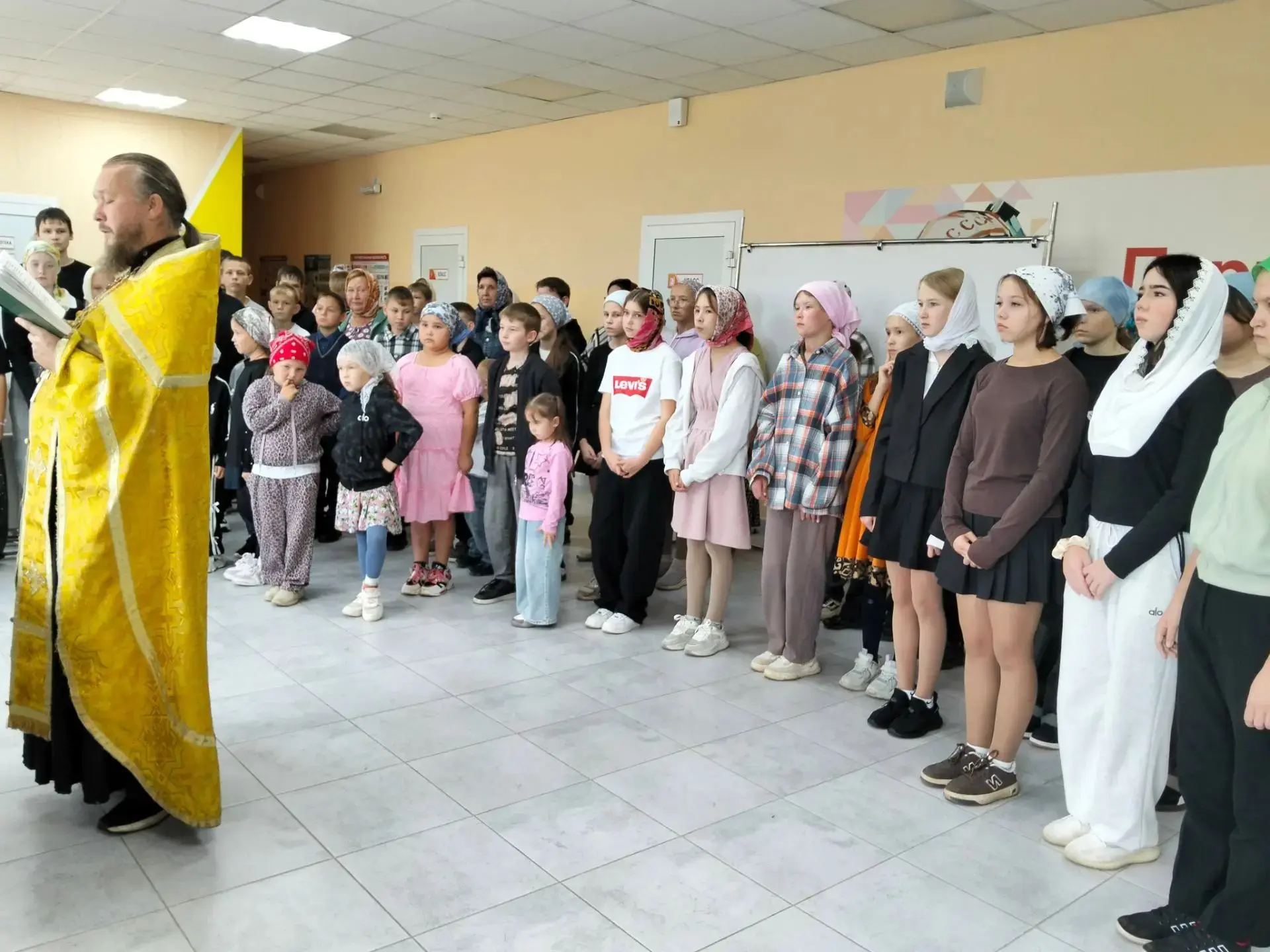 Начало учебного года в Шойшудумарской школе под покровительством Божьей благодати