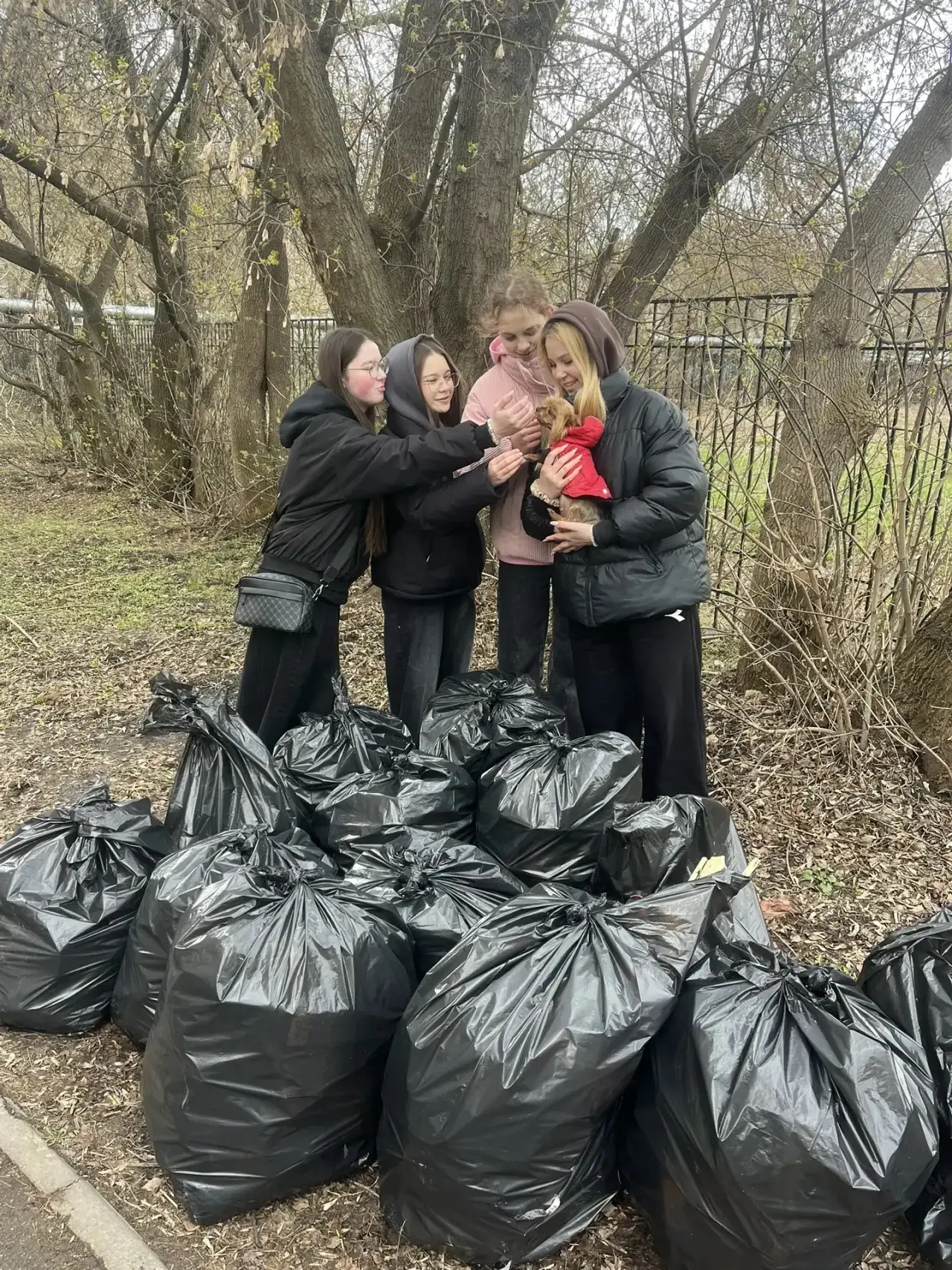 Школа №169 за чистоту и экологию: участвуем в конкурсе «Чисто в Советском»! Ежегодно 22 апреля весь 