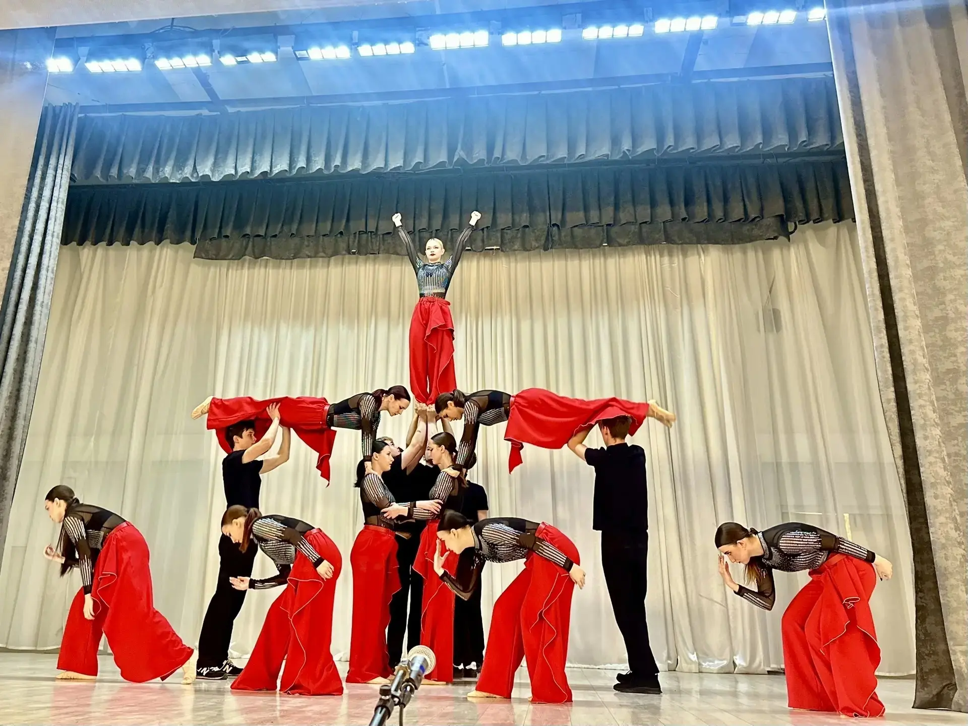 ✨Обучающиеся 9 Б класса посетили  Единый День Открытых дверей в Тамбовском Бизнес-колледже. ✨   Амба