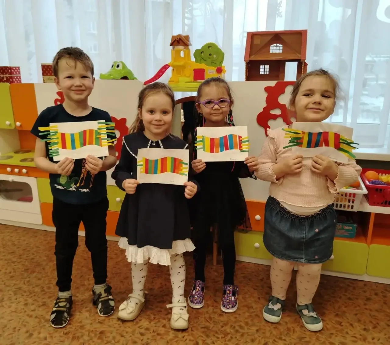 🌻  «Подсолнухам » мороз не страшен, когда кипит творчество! ❄️