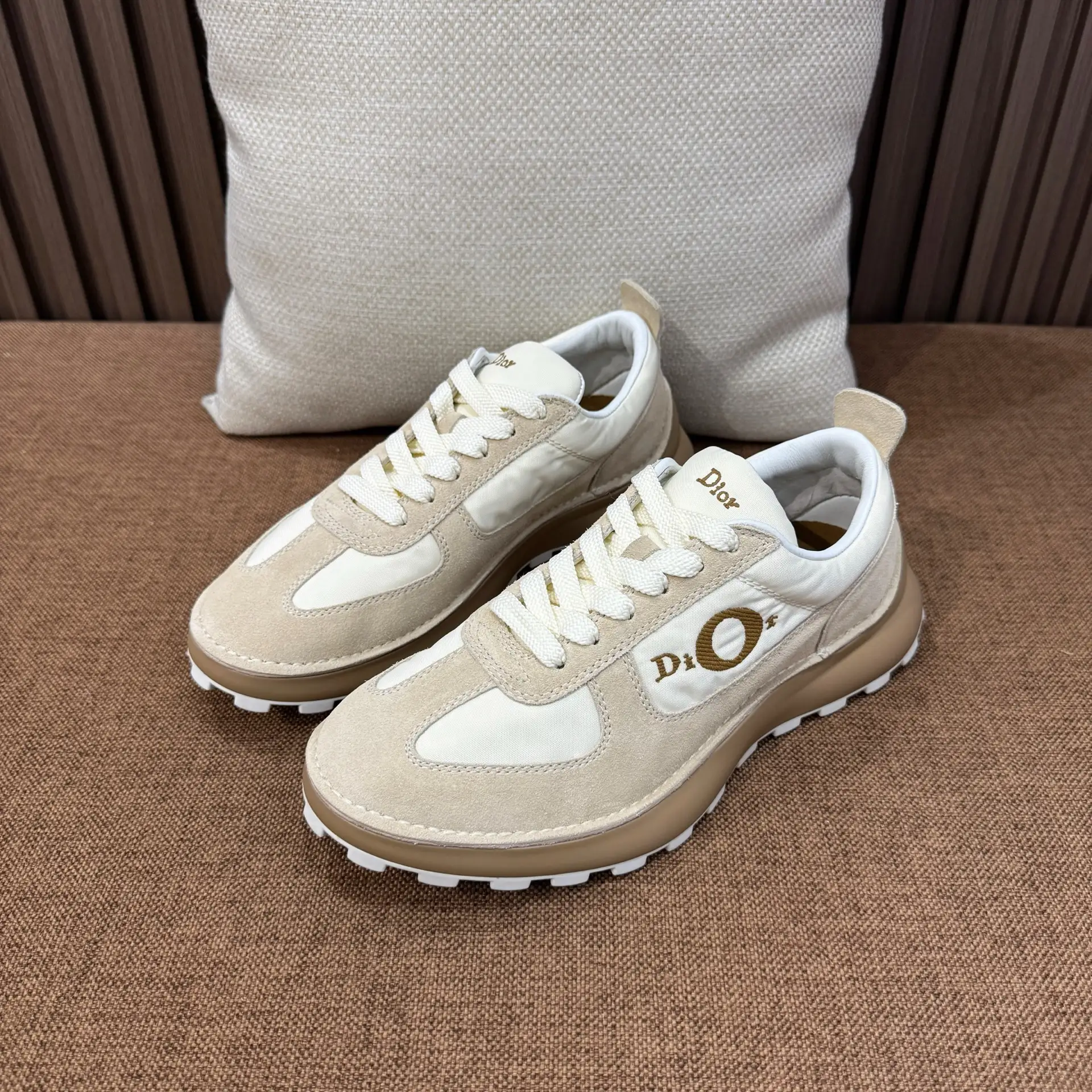Кроссовки Dior