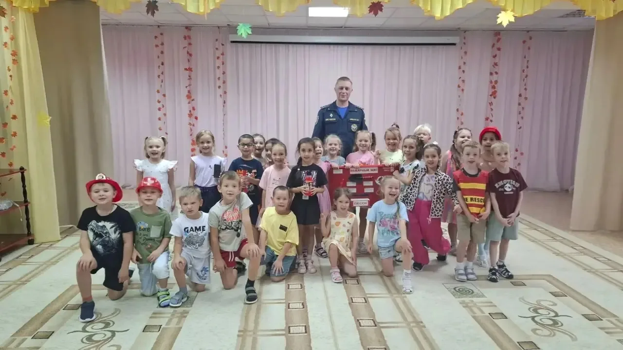 🧯🔥 Незабываемая встреча с настоящим пожарным в нашем ДОУ! 🧯🔥