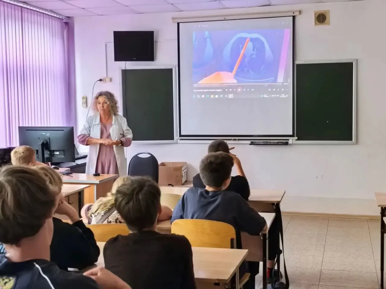 Сегодня у ребят из 3 отряда состоялась особенная встреча — с краевым клиническим психологом Еленой В