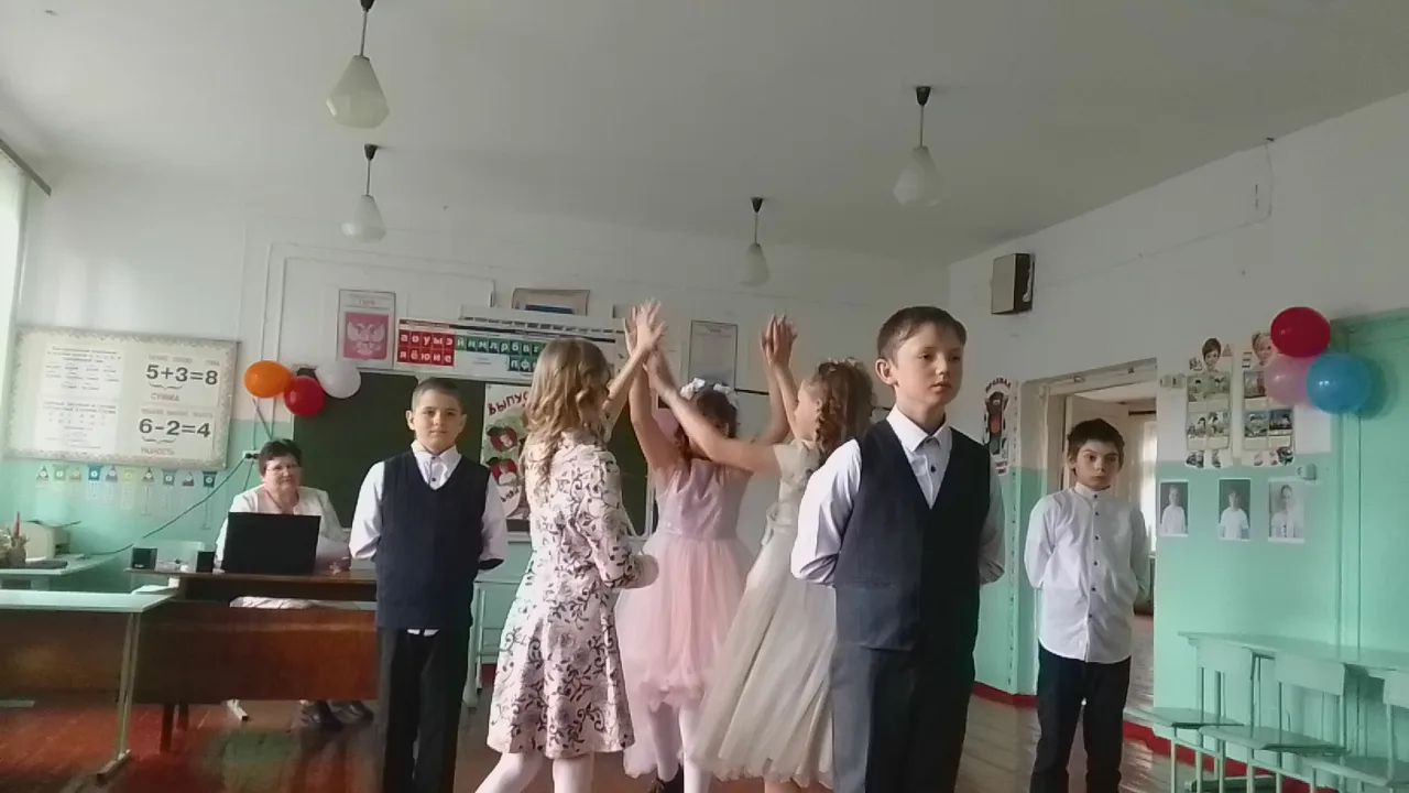 🎓 25 мая в Рощинской школе прошёл долгожданный выпускной для учащихся 4 класса!