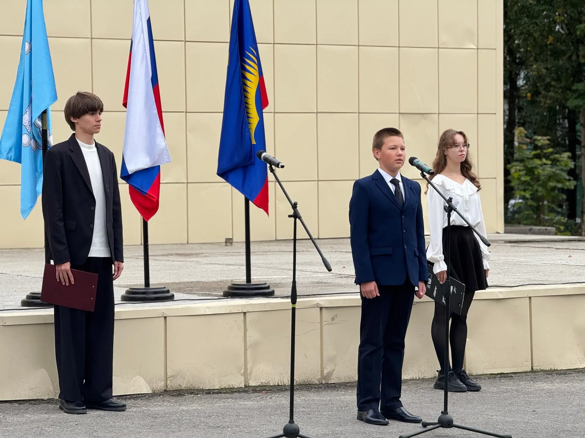 🕯 Терроризм не имеет человеческого лица: в Умбе почтили память жертв трагедии в Беслане