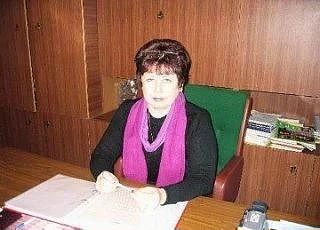 Выпускники 1987 года школы 5 поселка Кумская Долина тоже поздравляют свою классную маму...