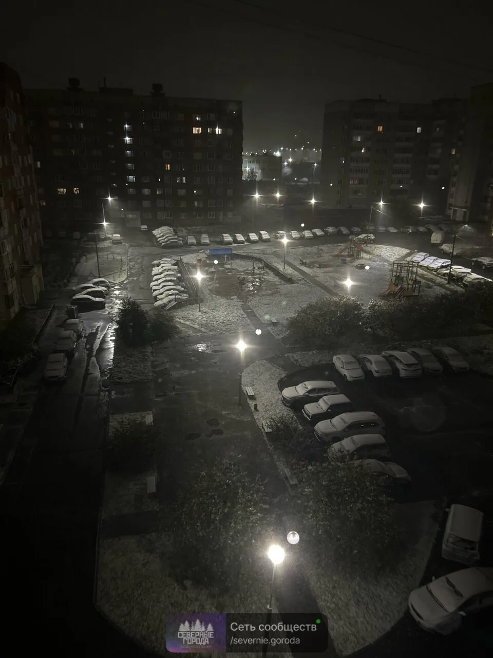 Октябрь и резко снег ))