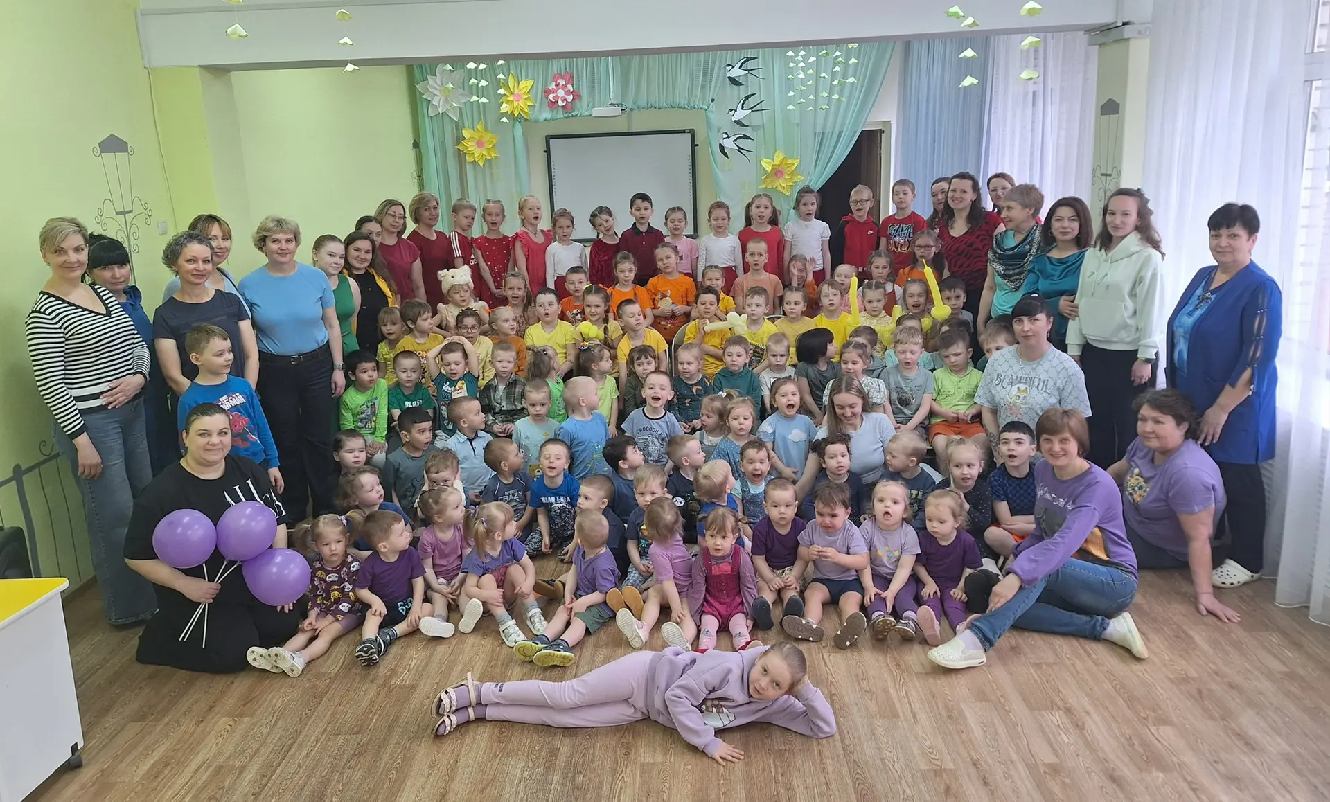 #ДетскийСад193 Ура! «Цветная неделя» завершилась! 🌈  Конец одной из самых ярких недель в нашем саду.