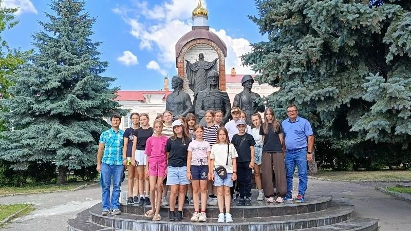 Второй день в нашем палаточном лагере был очень насыщенным, поэтому оставил массу впеча...