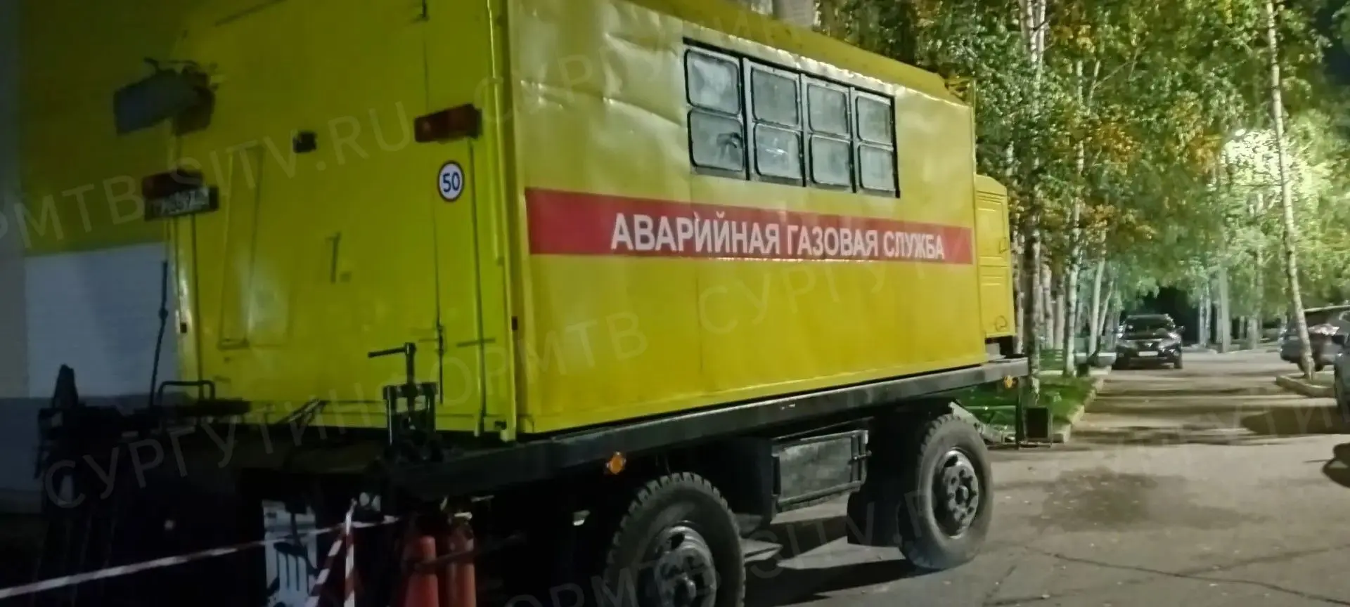 💬 Жильцы многоэтажки на Набережном проспекте жалуются на запах газа
