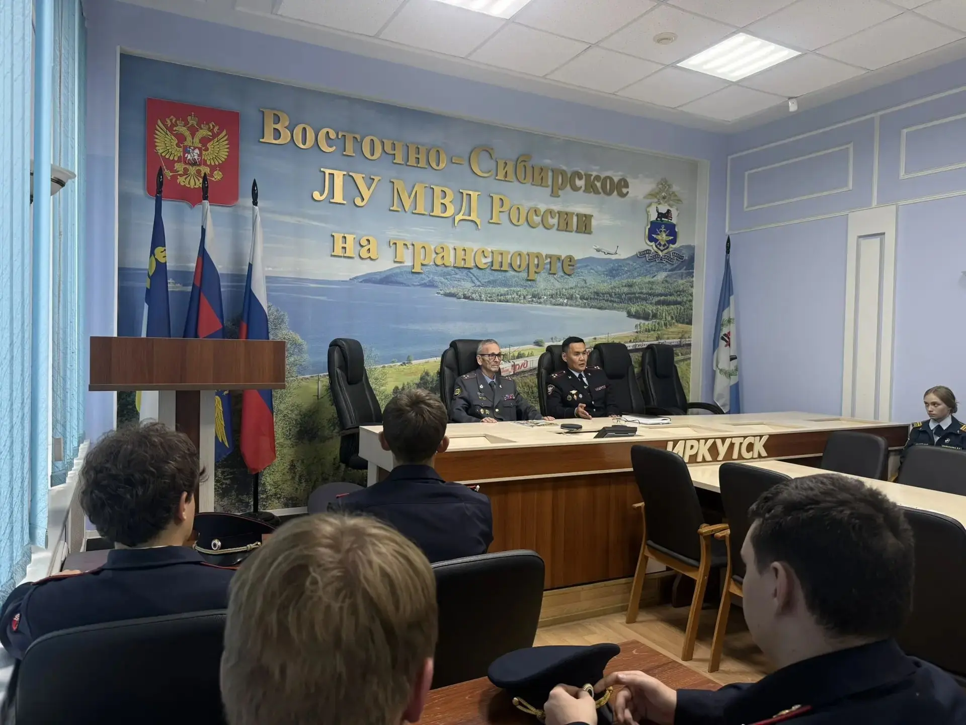 👮‍♂️🫡💥Встреча с молодыми сотрудниками, выпускниками ведомственных вузов прошла в Вос...