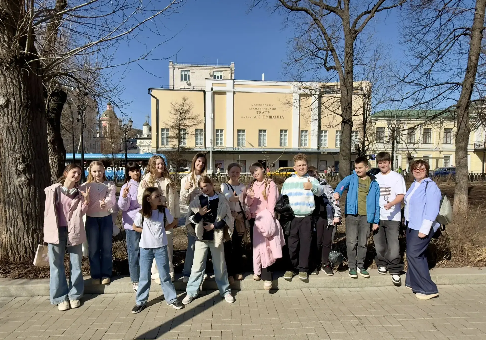 Однажды, в Тридесятом царстве, в Тридевятом государстве у доброго царя Аггея родился сын. В тот же д