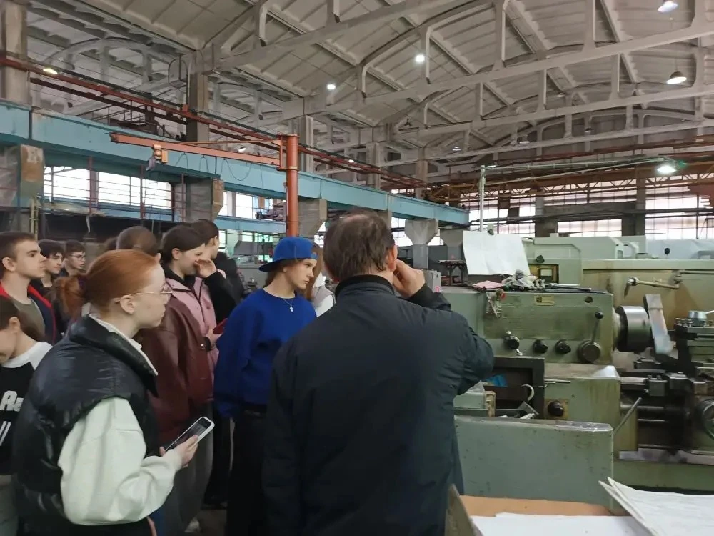 Сегодня, в рамках реализации проекта Единой модели профориентации "Билет в будущее" , ученики 8-х кл