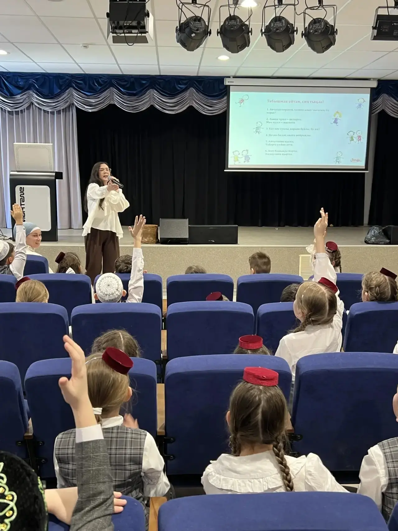 📚 19 мартта гимназиябездә искиткеч рәхәт очрашу узды🤗 "Сабантуй" журналы редакциясеннән килгән кунак