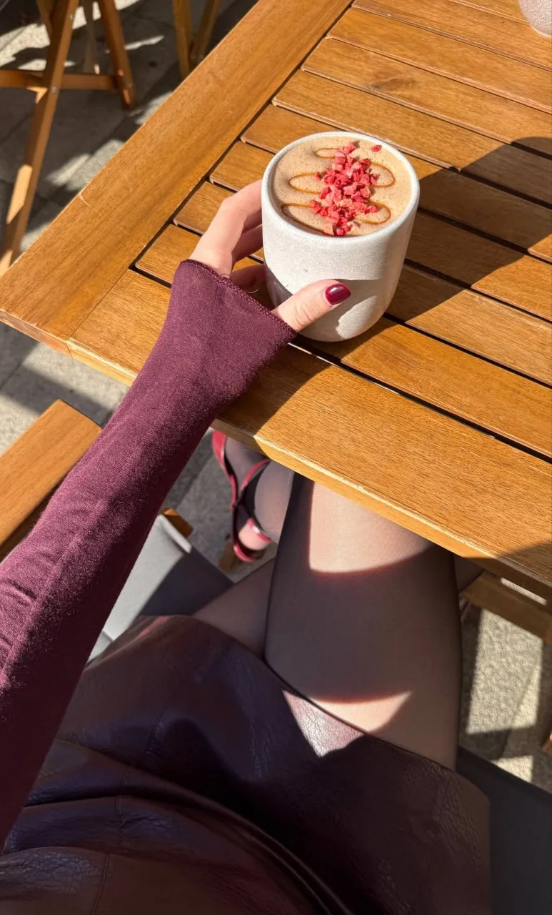 вчера ловили золотую осень за обедом в Ami Chaise🍂