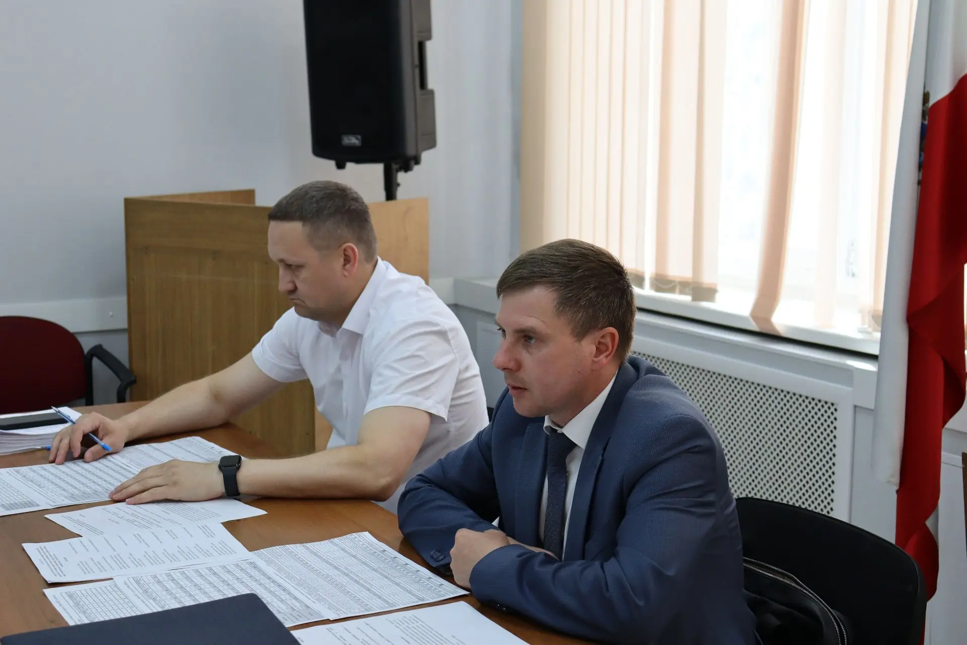 В комитете по ЖКХ продолжается подготовка к отопительному сезону
 
Председатель комитета по ЖКХ Алек