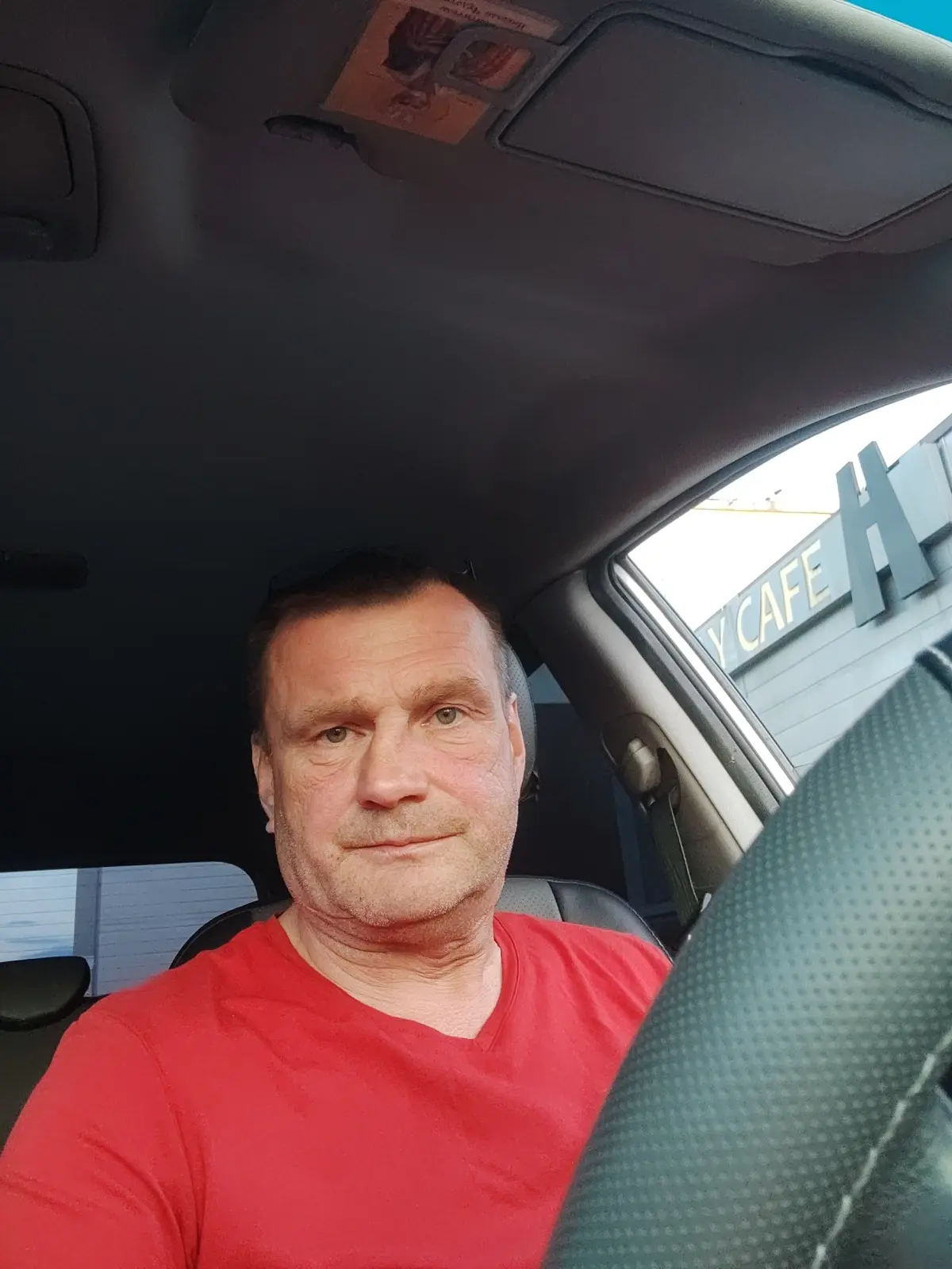 👦 Сергей, 54
📍 Сосново

📝 Знакомлюсь.

Ищи меня в боте 👇
🍷 МОЖНАЛИЗА — твой бот знакомств