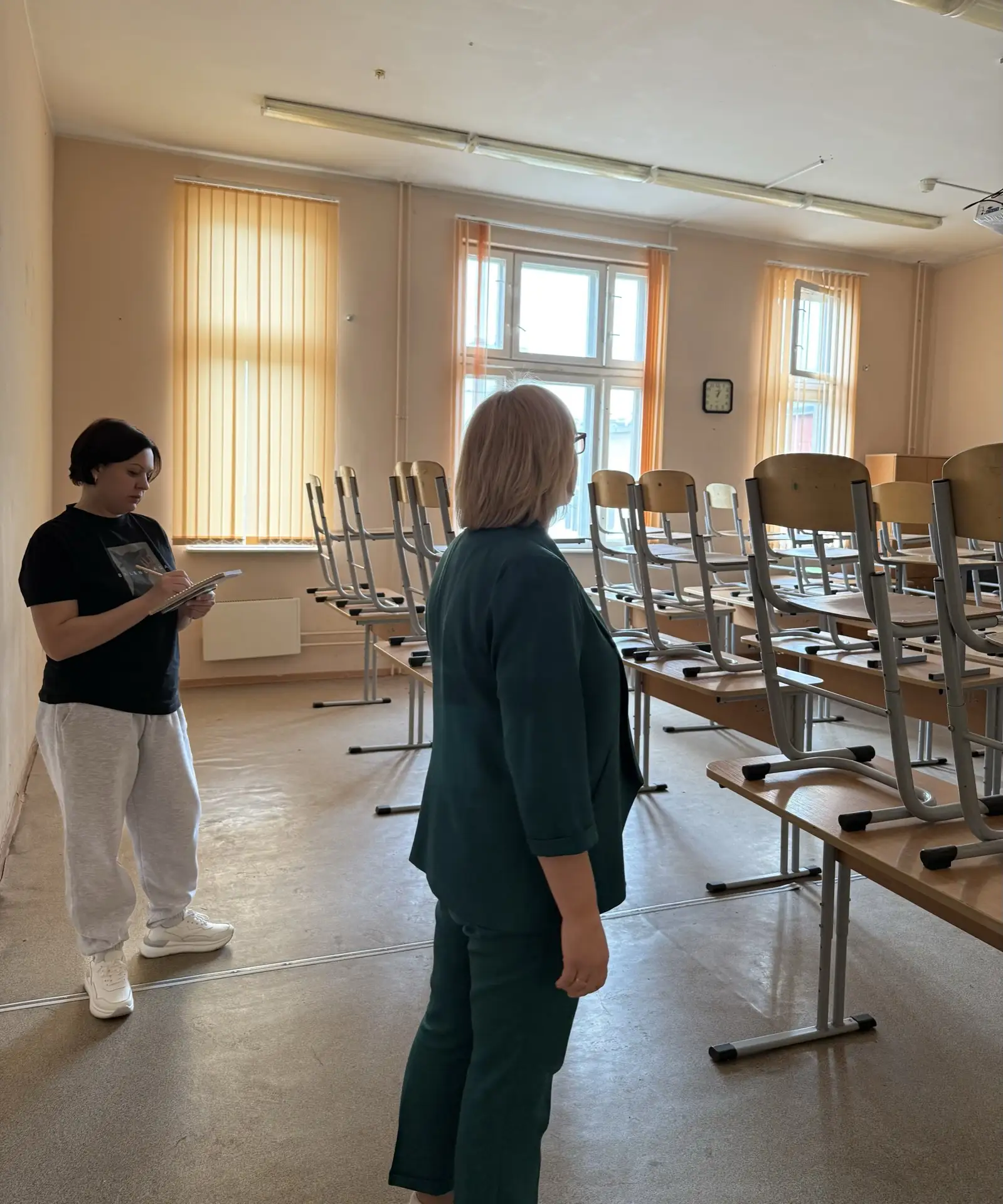 ✨ Школа — это место, где каждый день кипит жизнь: уроки, проекты, победы и открытия.  И важно, чтобы