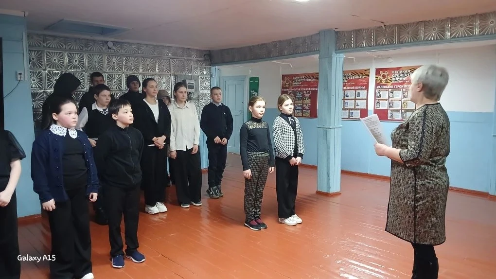 📦 Своих не бросаем: в нашей школе стартовала акция «Собери посылку солдату»!