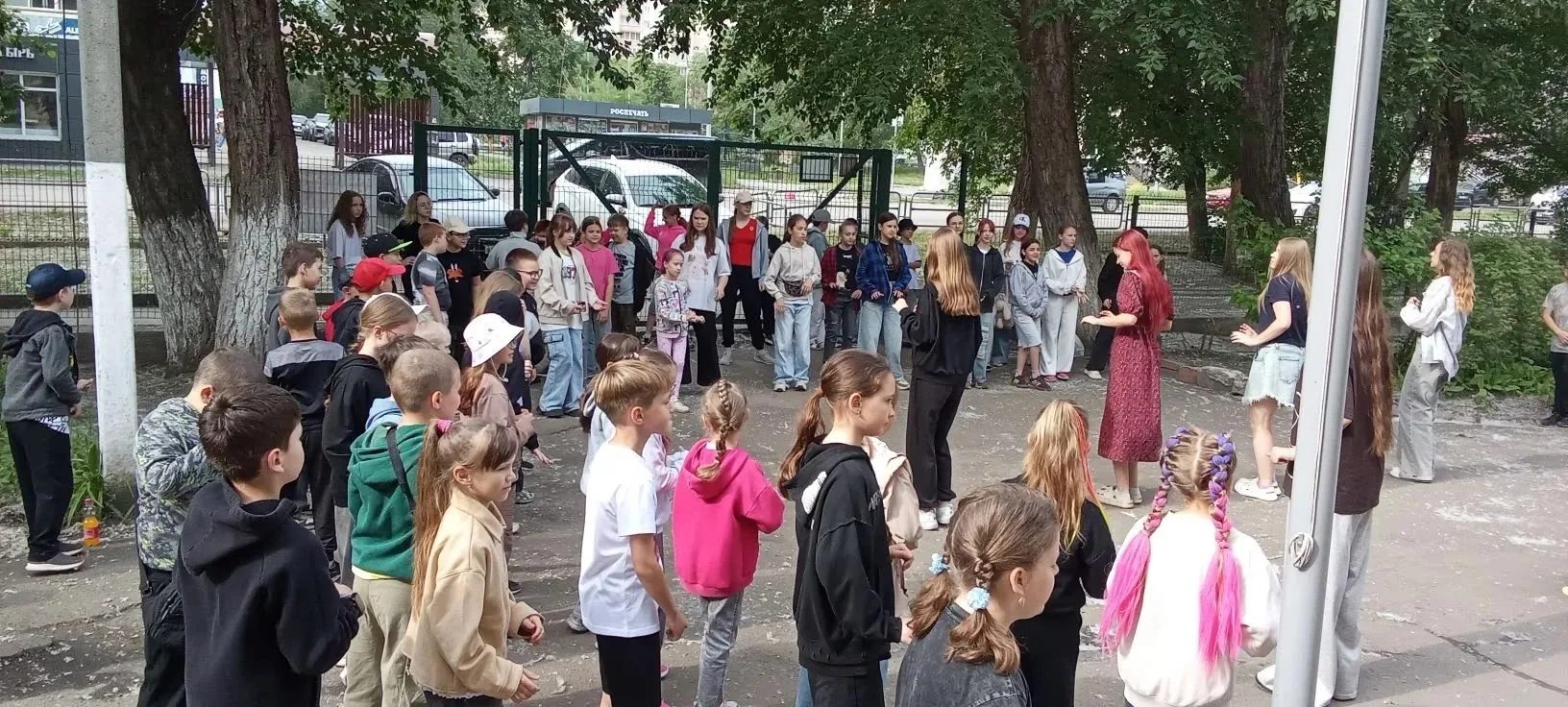 Четвёртый день в школьном лагере: кино, игры и традиции

Сегодня прошёл четвёртый день нашей лагерно