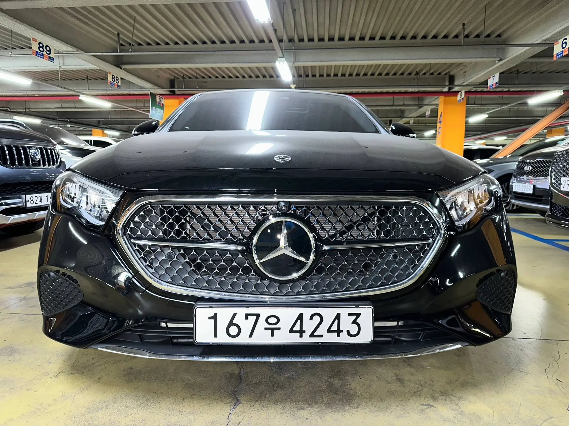 Mercedes-Benz E-Class (E200) из Кореи для нашего клиента