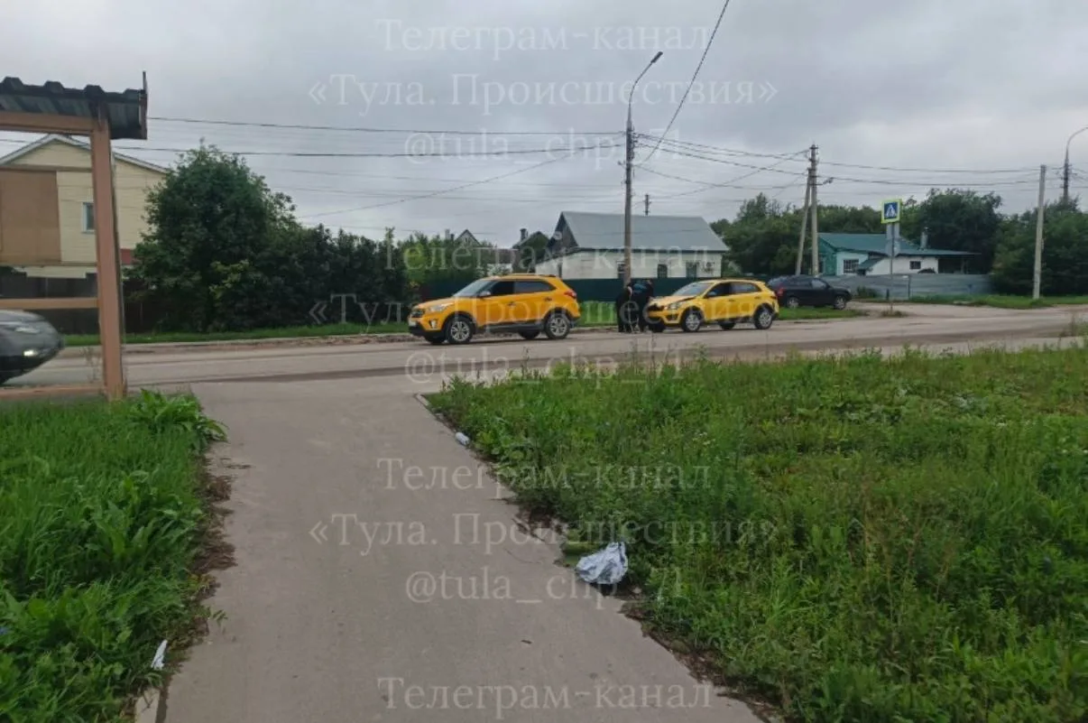 На Епифанском шоссе 28А авария.