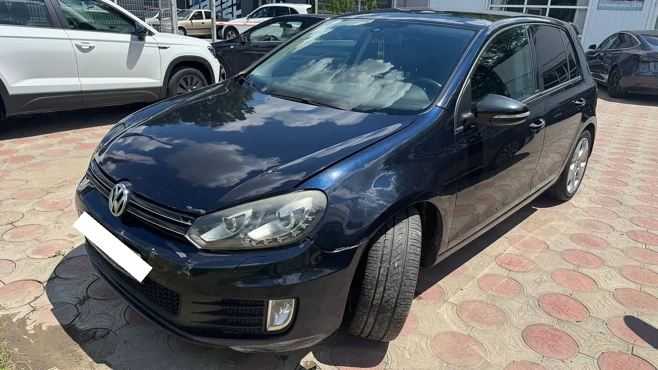 Volkswagen Golf, 2011, 228669 км