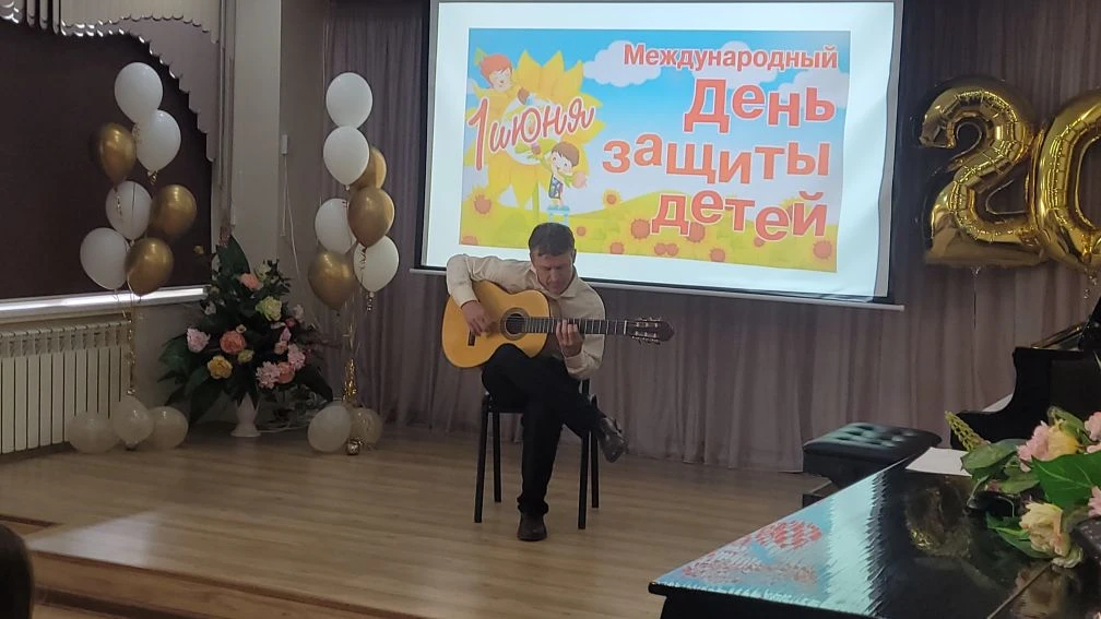 В нашей школе искусств успешно прошёл День открытых дверей. Гости смогли познакомиться ...