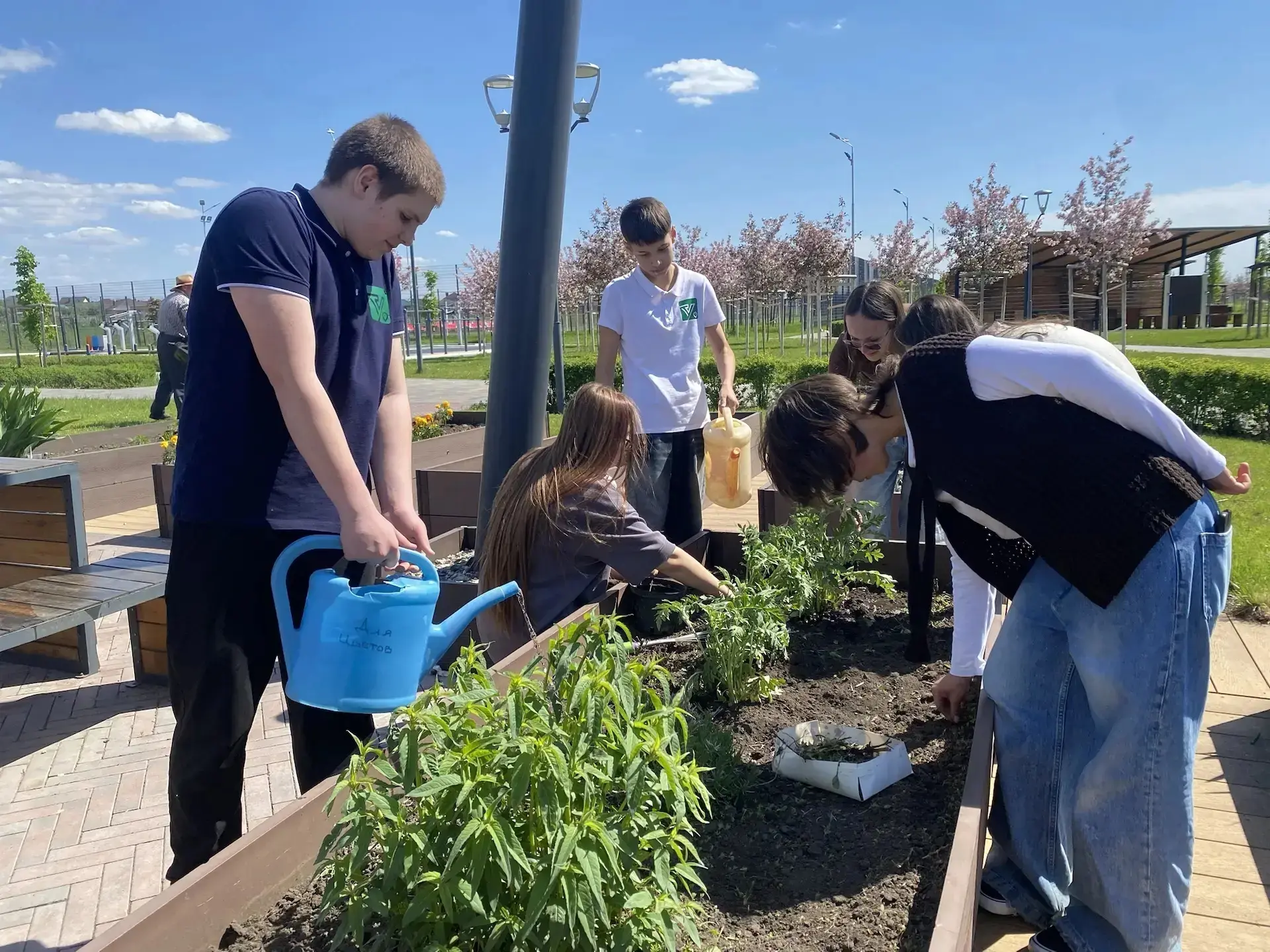 🌱 Урок географии, который запомнится. Теория важна, но практика - бесценна!🤌   Сегодня ученики «Терр
