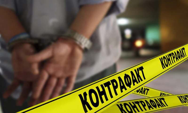 В Горно-Алтайске полицейские пресекли торговлю контрафактной продукцией под марками изв...